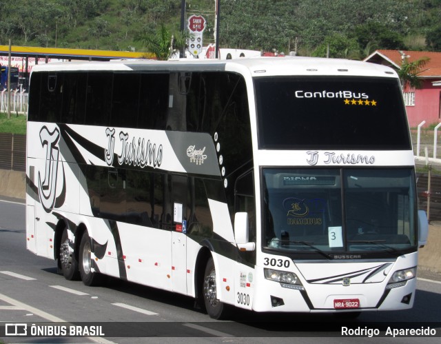 TJ Turismo 3030 na cidade de Aparecida, São Paulo, Brasil, por Rodrigo  Aparecido. ID da foto: 6262921.