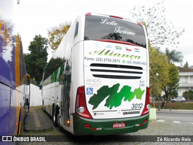 Aliança Turismo 3012 na cidade de Petrópolis, Rio de Janeiro, Brasil, por Zé Ricardo Reis. Número da foto: #6270175.