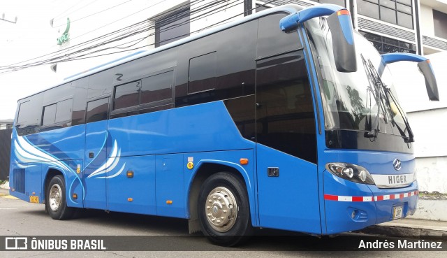 Autobuses sin identificación - Costa Rica  na cidade de Costa Rica, Mato Grosso do Sul, Brasil, por Andrés Martínez Rodríguez. Número da foto: #6270925.