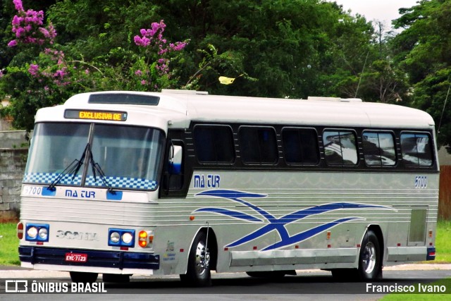 Ônibus Particulares 7123 na cidade de Assis, São Paulo, Brasil, por Francisco Ivano. Número da foto: #6273005.