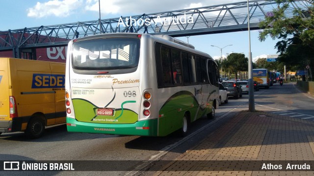 Turin Transportes 098 na cidade de Belo Horizonte, Minas Gerais, Brasil, por Athos Arruda. Número da foto: #6336638.