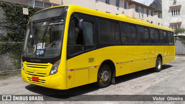 Ônibus Particulares  na cidade de Rio de Janeiro, Rio de Janeiro, Brasil, por Victor  Oliveira. Número da foto: #6336177.
