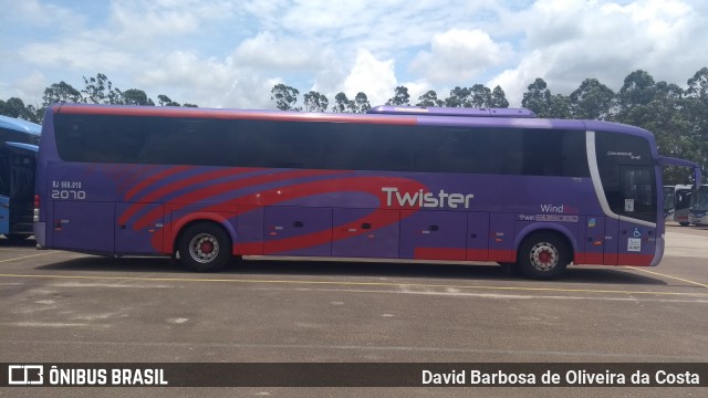 Twister Rio Transporte e Turismo 2070 na cidade de Brasil, por David Barbosa de Oliveira da Costa. ID da foto: 6339966.