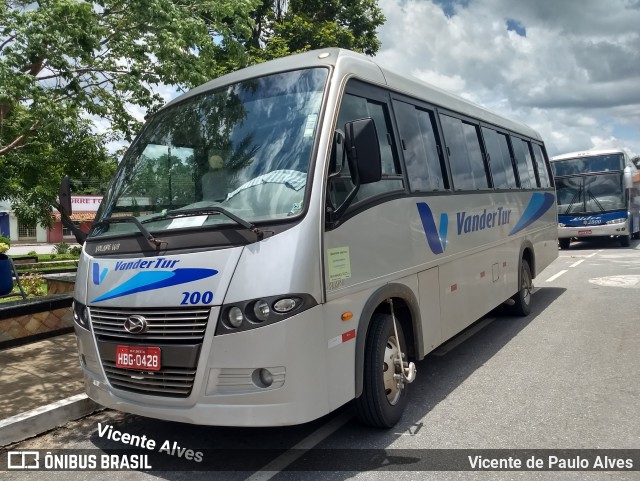 Vandertur 200 na cidade de Conceição do Pará, Minas Gerais, Brasil, por Vicente de Paulo Alves. Número da foto: #6338286.