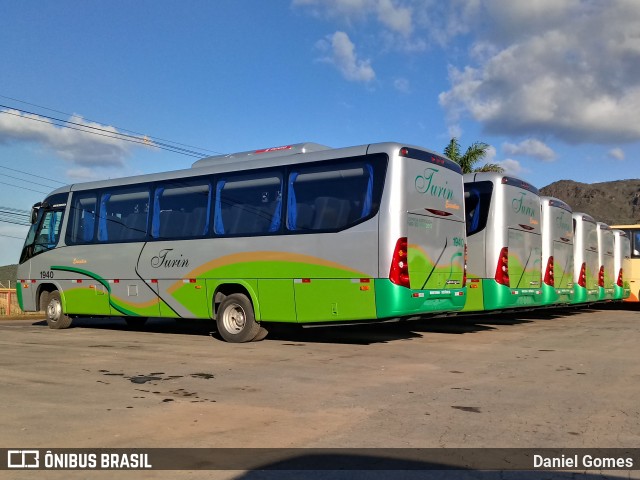 Turin Transportes 1940 na cidade de Ouro Preto, Minas Gerais, Brasil, por Daniel Gomes. Número da foto: #6345201.