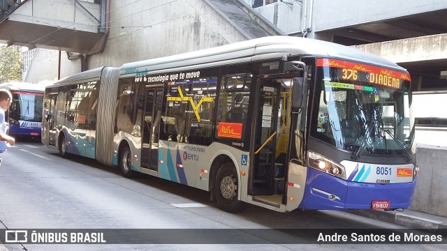 Metra - Sistema Metropolitano de Transporte 8051 na cidade de São Paulo, São Paulo, Brasil, por Andre Santos de Moraes. ID da foto: 6348973.