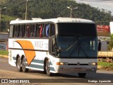 Dorneles Tur 800 na cidade de Conselheiro Lafaiete, Minas Gerais, Brasil, por Rodrigo  Aparecido. Número da foto: #6348951.