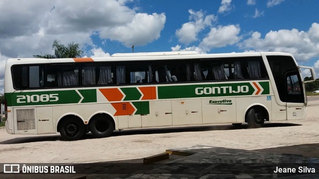 Empresa Gontijo de Transportes 21085 na cidade de Teixeira de Freitas, Bahia, Brasil, por Jeane Silva. ID da foto: 6349348.