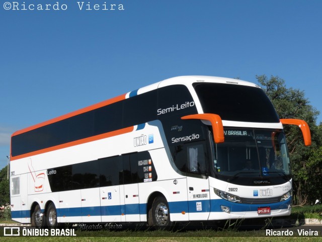 Expresso União 20022 na cidade de Brasília, Distrito Federal, Brasil, por Ricardo Vieira. Número da foto: #6349307.