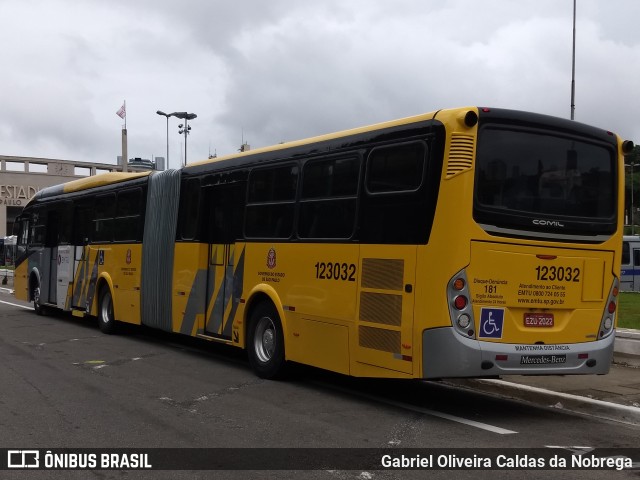 Auto Viação Ouro Verde 123032 na cidade de São Paulo, São Paulo, Brasil, por Gabriel Oliveira Caldas da Nobrega. Número da foto: #6351736.