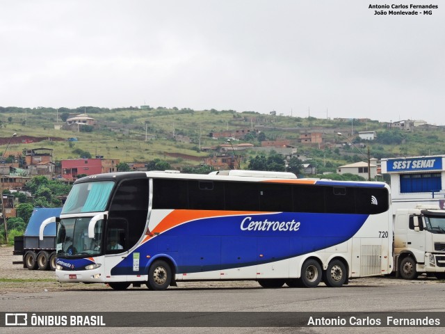 Centroeste Turismo 720 na cidade de João Monlevade, Minas Gerais, Brasil, por Antonio Carlos Fernandes. Número da foto: #6351316.