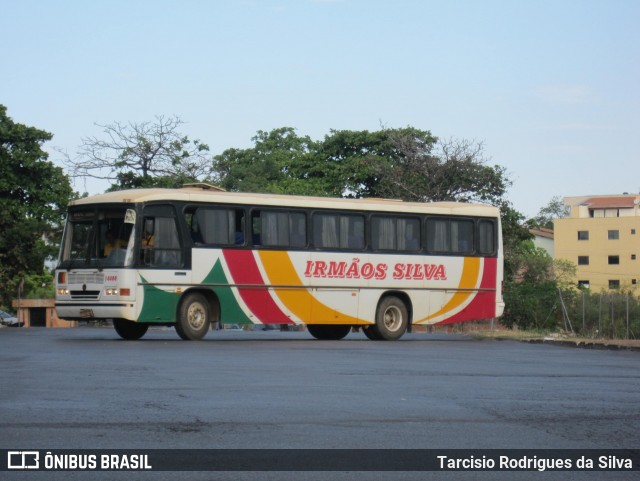 Irmãos Silva 14400 na cidade de Montes Claros, Minas Gerais, Brasil, por Tarcisio Rodrigues da Silva. ID da foto: 6357152.