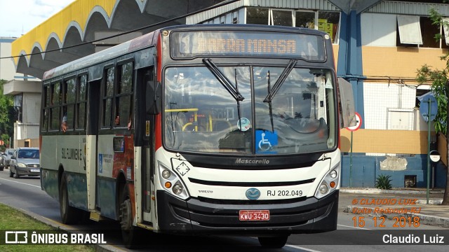 Viação Sul Fluminense RJ 202.049 na cidade de Volta Redonda, Rio de Janeiro, Brasil, por Claudio Luiz. ID da foto: 6356596.