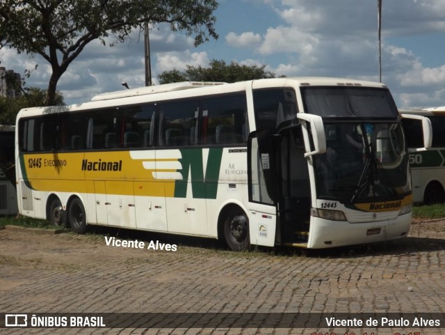 Viação Nacional 12445 na cidade de Belo Horizonte, Minas Gerais, Brasil, por Vicente de Paulo Alves. Número da foto: #6355649.