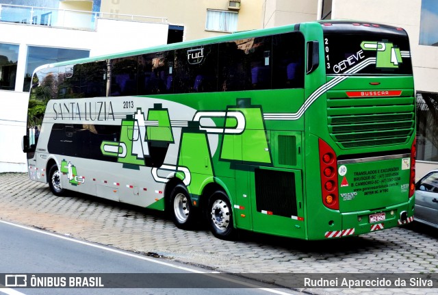 Santa Luzia Transporte e Turismo - Geneve Turismo 2013 na cidade de Aparecida, São Paulo, Brasil, por Rudnei Aparecido da Silva. Número da foto: #6320996.
