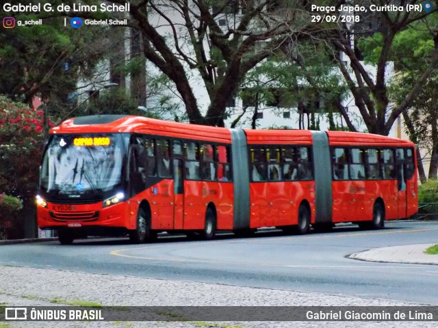 Auto Viação Redentor XY036 na cidade de Curitiba, Paraná, Brasil, por Gabriel Giacomin de Lima. Número da foto: #6360704.