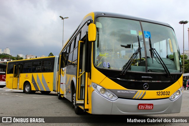 Auto Viação Ouro Verde 123032 na cidade de São Paulo, São Paulo, Brasil, por Matheus Gabriel dos Santos. Número da foto: #6360832.