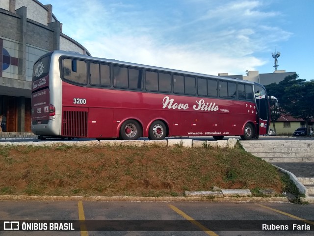 Novo Stillo Turismo 3200 na cidade de Conselheiro Lafaiete, Minas Gerais, Brasil, por Rubens  Faria. Número da foto: #6362702.