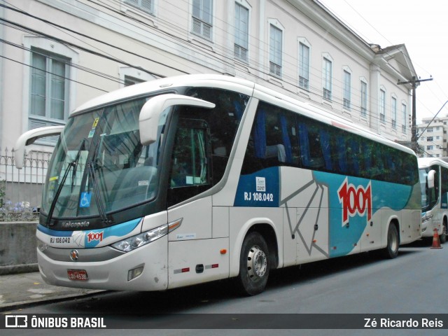 Auto Viação 1001 RJ 108.042 na cidade de Petrópolis, Rio de Janeiro, Brasil, por Zé Ricardo Reis. ID da foto: 6366145.