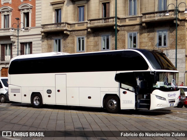 Giamby Flaccadori 129 na cidade de Milan, Milan, Lombardy, Itália, por Fabricio do Nascimento Zulato. Número da foto: #6366970.