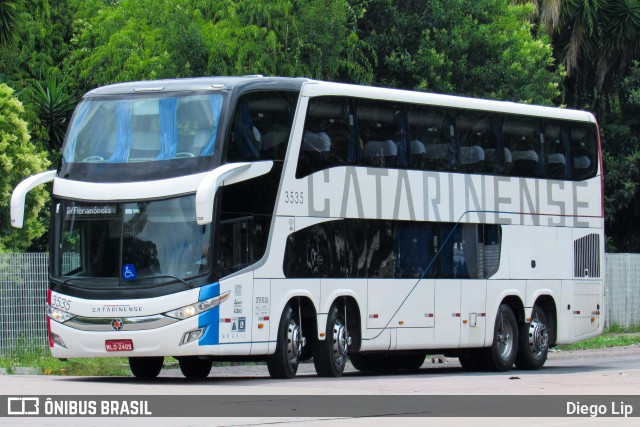 Auto Viação Catarinense 3535 na cidade de Curitiba, Paraná, Brasil, por Diego Lip. ID da foto: 6371672.