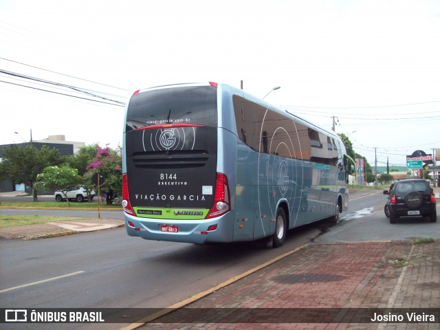Viação Garcia 8144 na cidade de Apucarana, Paraná, Brasil, por Josino Vieira. Número da foto: #6369983.