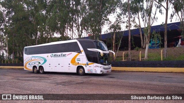 Rica Tur Viagens e Fretamentos 1044 na cidade de Cuiabá, Mato Grosso, Brasil, por Silvano Barboza da Silva. Número da foto: #6370121.