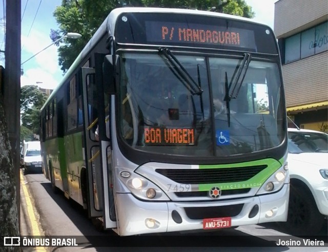 Viação Garcia 7459 na cidade de Apucarana, Paraná, Brasil, por Josino Vieira. ID da foto: 6376604.