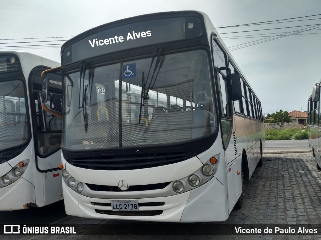 Escolares 2178 na cidade de Salgueiro, Pernambuco, Brasil, por Vicente de Paulo Alves. ID da foto: 6374641.