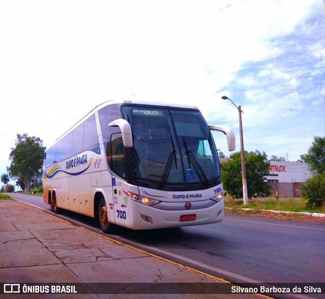 Viação Ouro e Prata 700 na cidade de Cuiabá, Mato Grosso, Brasil, por Silvano Barboza da Silva. Número da foto: #6375580.
