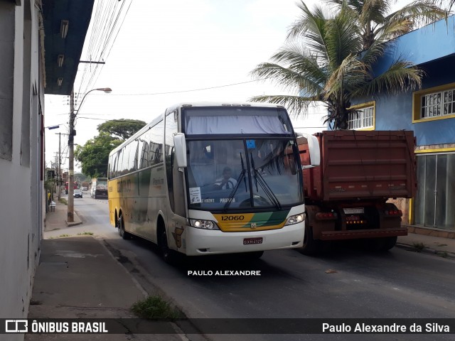 Empresa Gontijo de Transportes 12060 na cidade de Matozinhos, Minas Gerais, Brasil, por Paulo Alexandre da Silva. ID da foto: 6379419.