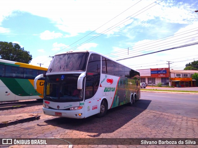 Eucatur - Empresa União Cascavel de Transportes e Turismo 4222 na cidade de Várzea Grande, Mato Grosso, Brasil, por Silvano Barboza da Silva. Número da foto: #6380922.