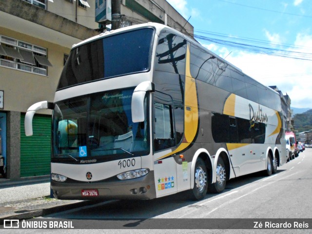 Realtur 9000 na cidade de Petrópolis, Rio de Janeiro, Brasil, por Zé Ricardo Reis. Número da foto: #6379580.