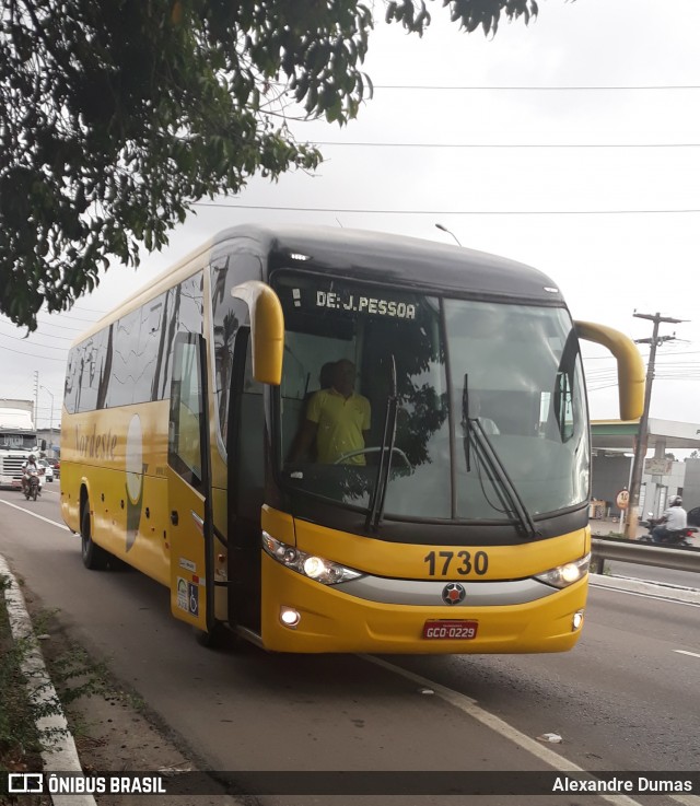 Viação Nordeste 1730 na cidade de Bayeux, Paraíba, Brasil, por Alexandre Dumas. Número da foto: #6322560.