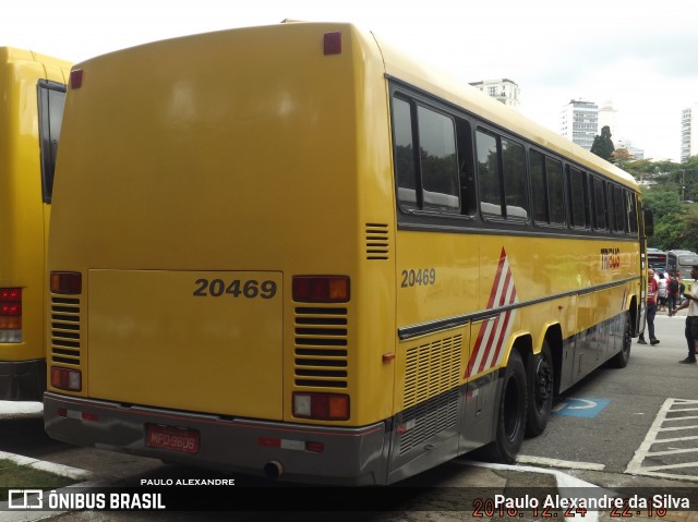 Ônibus Particulares 20469 na cidade de São Paulo, São Paulo, Brasil, por Paulo Alexandre da Silva. Número da foto: #6395407.