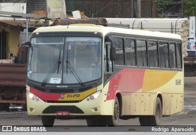 Ônibus Particulares 1520 na cidade de Conselheiro Lafaiete, Minas Gerais, Brasil, por Rodrigo  Aparecido. Número da foto: #6325481.