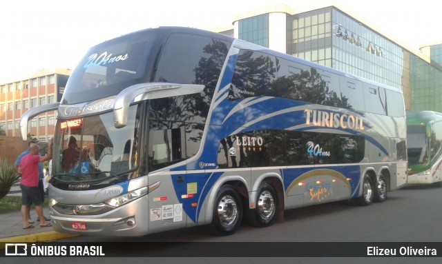 Turiscoll - Turismo Collet Ltda. 32000 na cidade de Canoas, Rio Grande do Sul, Brasil, por Elizeu Oliveira. Número da foto: #6330371.