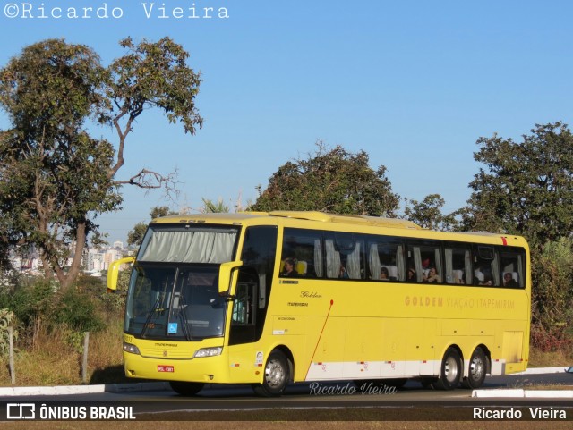 Viação Itapemirim 49033 na cidade de Brasília, Distrito Federal, Brasil, por Ricardo Vieira. ID da foto: 6328640.