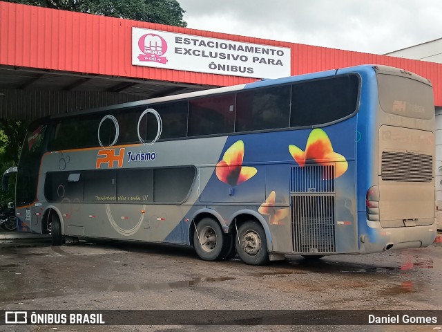 PH Turismo 1213 na cidade de Ouro Preto, Minas Gerais, Brasil, por Daniel Gomes. ID da foto: 6330011.