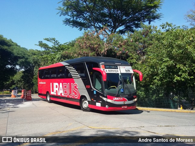 Lirabus 12121 na cidade de São Paulo, São Paulo, Brasil, por Andre Santos de Moraes. Número da foto: #6331263.