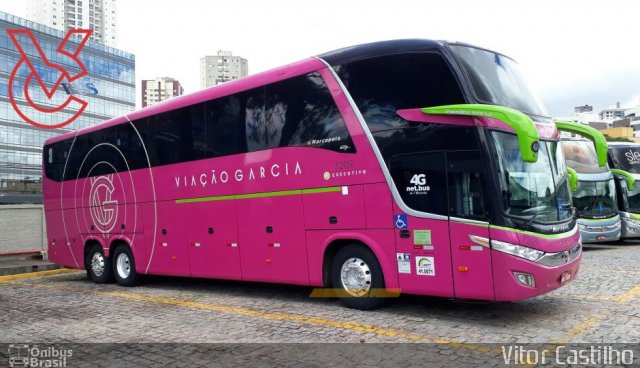 Viação Garcia 7209 na cidade de Curitiba, Paraná, Brasil, por Vitor Castilho. ID da foto: 5727255.