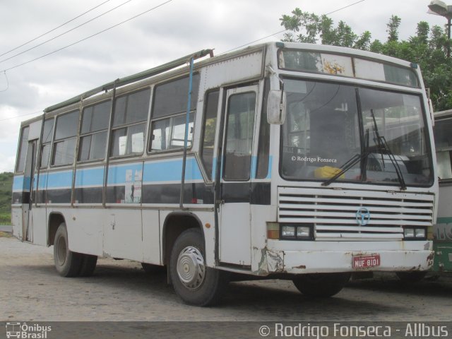Ônibus Particulares 8101 na cidade de São Luís do Quitunde, Alagoas, Brasil, por Rodrigo Fonseca. Número da foto: #5733711.