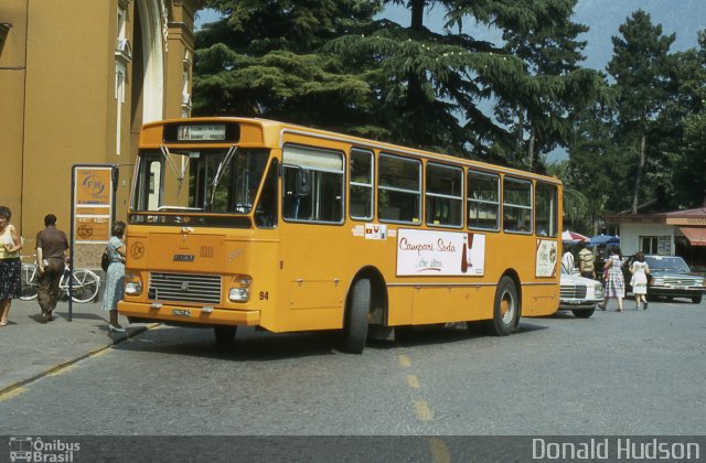 VVB - Verkehrs Verbund Bozen 94 na cidade de Bolzano, South Tyrol, Trentino-South Tyrol, Itália, por Donald Hudson. Número da foto: #5735565.
