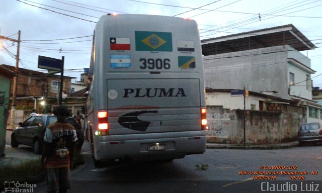 Pluma Conforto e Turismo 3906 na cidade de Rio de Janeiro, Rio de Janeiro, Brasil, por Claudio Luiz. ID da foto: 5737095.