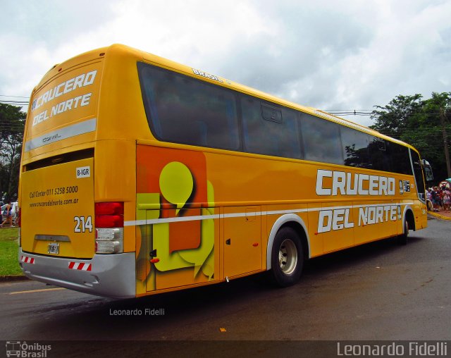 Crucero del Norte 214 na cidade de Foz do Iguaçu, Paraná, Brasil, por Leonardo Fidelli. Número da foto: #5738822.