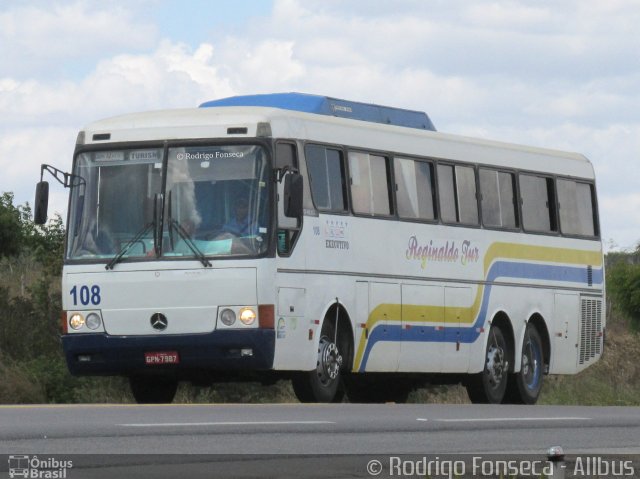Reginaldo Tur 108 na cidade de Cupira, Pernambuco, Brasil, por Rodrigo Fonseca. Número da foto: #5738736.