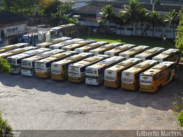 Empresa Gontijo de Transportes 14325 na cidade de Viana, Espírito Santo, Brasil, por Gilberto Martins. ID da foto: 5739665.