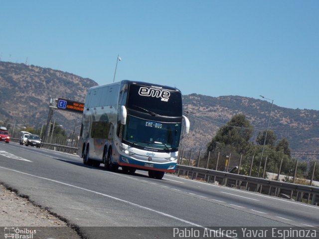 Pullman Eme Bus 111 na cidade de , por Pablo Andres Yavar Espinoza. Número da foto: #5737753.