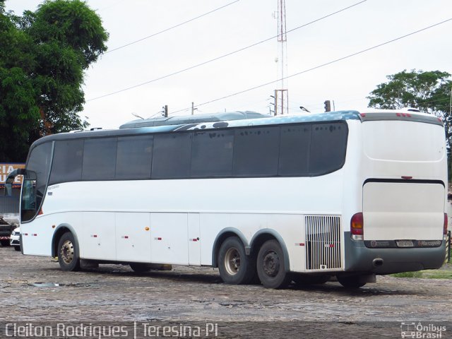 Ônibus Particulares 8752 na cidade de Teresina, Piauí, Brasil, por Cleiton Rodrigues. Número da foto: #5742090.