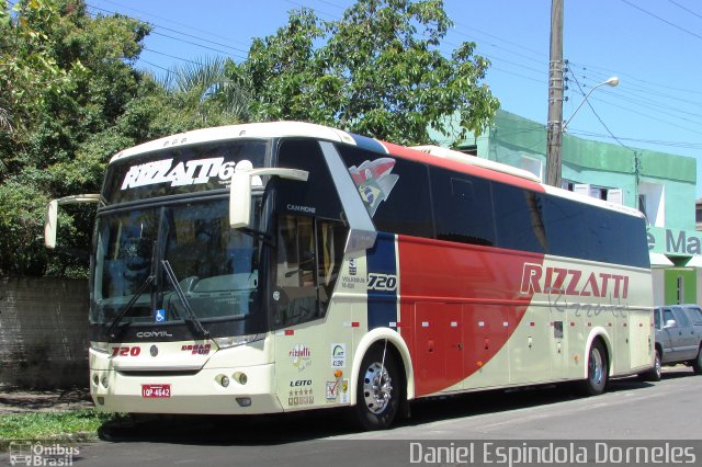 Transportes Rizzatti 720 na cidade de Tramandaí, Rio Grande do Sul, Brasil, por Daniel Espindola Dorneles. ID da foto: 5745720.